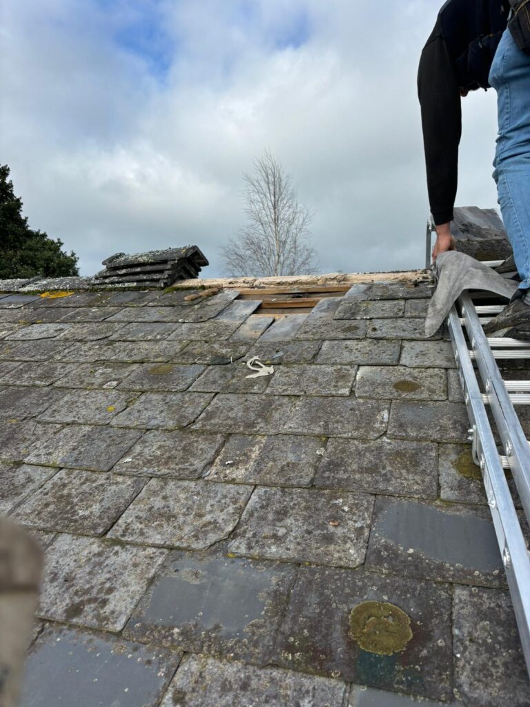 roof repairs Abergavenny